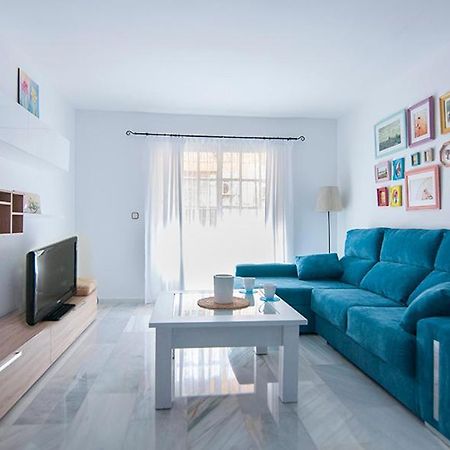 Luminoso Y Fresco Apartamento En 2ª Linea De Playa 푸엔히롤라 외부 사진