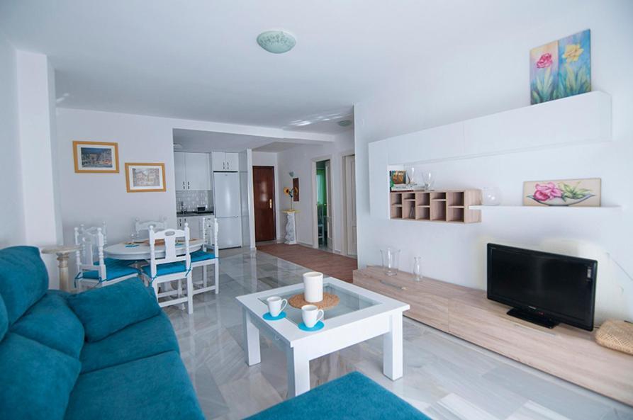 Luminoso Y Fresco Apartamento En 2ª Linea De Playa 푸엔히롤라 외부 사진
