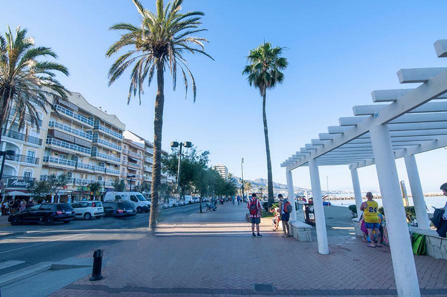 Luminoso Y Fresco Apartamento En 2ª Linea De Playa 푸엔히롤라 외부 사진